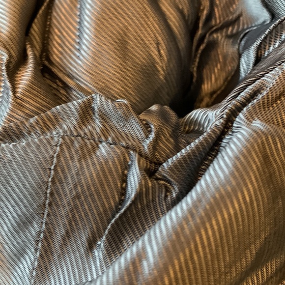 RIANI size 8 / EU 40 beaded collar gray wool blazer in excellent condition - Picture 12 of 13